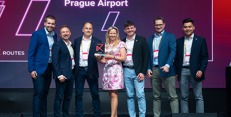 Vítězný tým Leteckého obchodu Letiště Praha - Routes Europe Awards 2026 vítězný_tým_leteckého_obchodu_letiště_praha_routes_europe_awards_2026.jpg